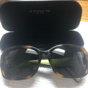 Vintage Coach HC-8001 sunglasses